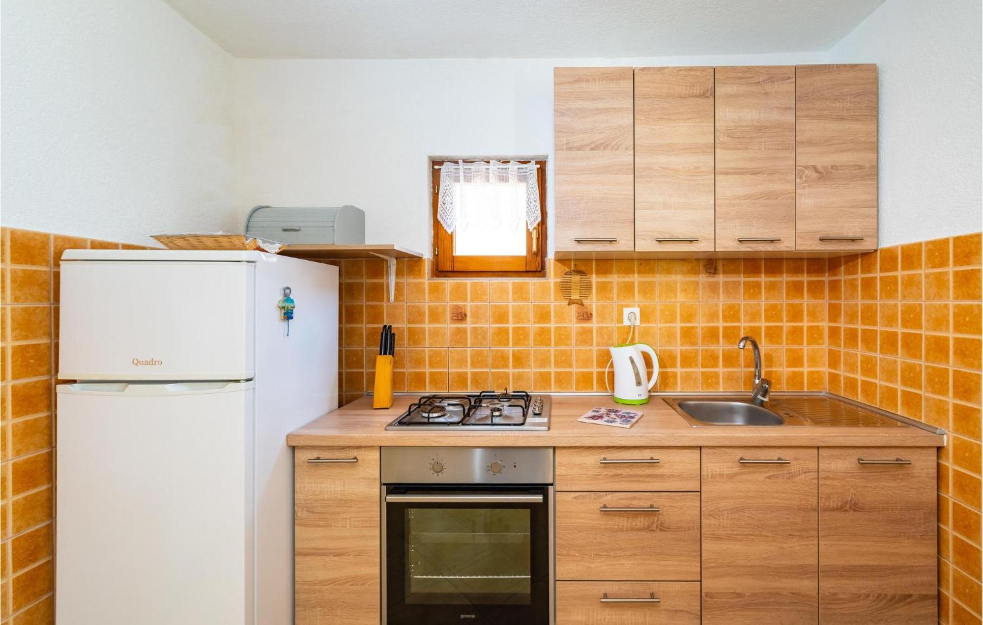 Beautiful Apartment In Vir With Wifi Exterior foto